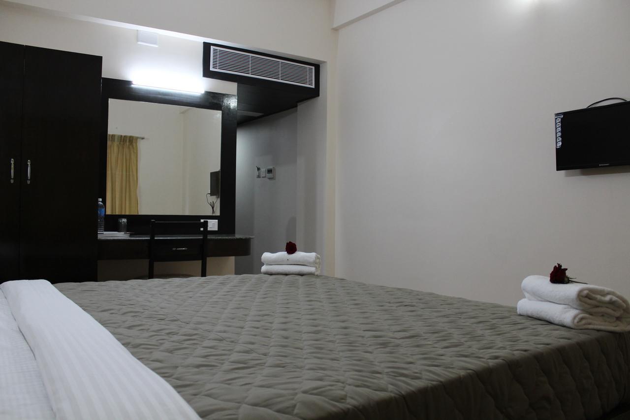 Hotel Jaidharshini Palace Kumbakonam Luaran gambar